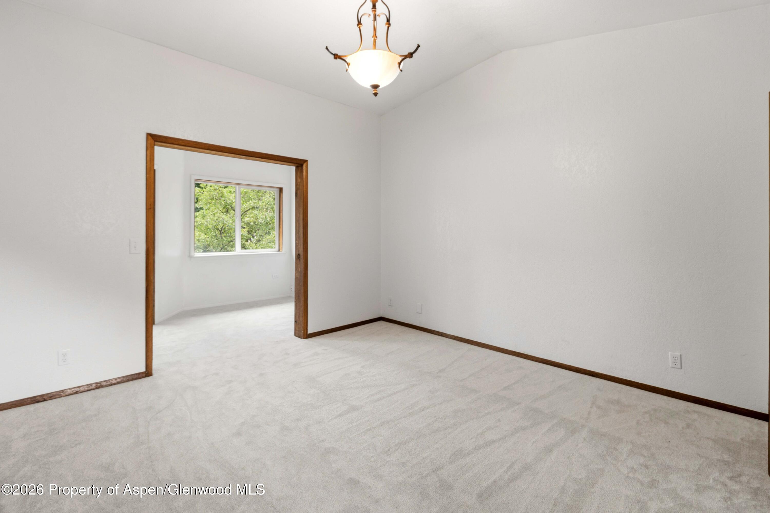 1102 Valley View Road Glenwood Springs, CO 81601 - Photo 19 of 30 27