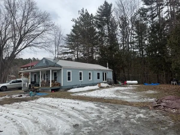 $215,000 | 612 Pleasant Street, St. Johnsbury, VT 05819