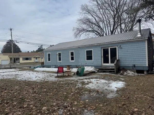 $215,000 | 612 Pleasant Street, St. Johnsbury, VT 05819