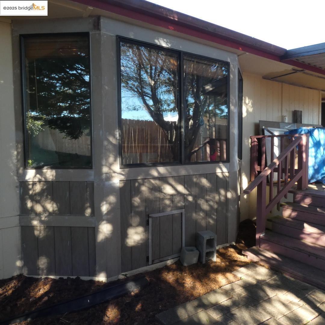 136 Castle Court Fortuna, CA 95540 - Photo 27 of 31 a view of a building from a yard