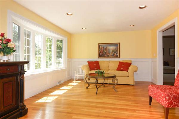 16 Cider Mill Road Framingham, MA 01701 - Photo 3 of 19