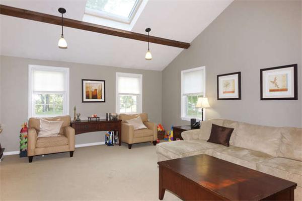 16 Cider Mill Road Framingham, MA 01701 - Photo 8 of 19