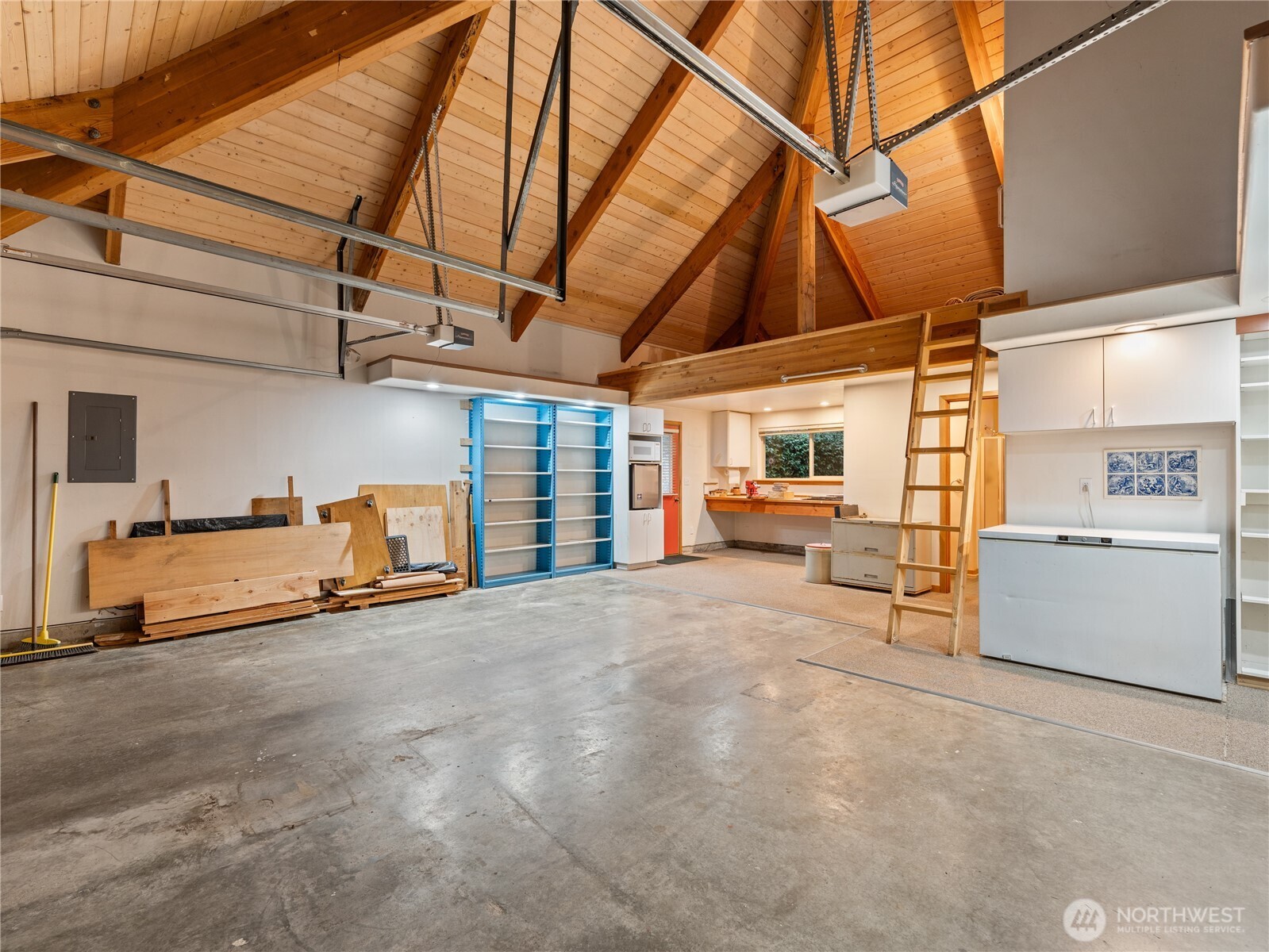 2204 41st Street Anacortes, WA 98221 - Photo 24 of 37