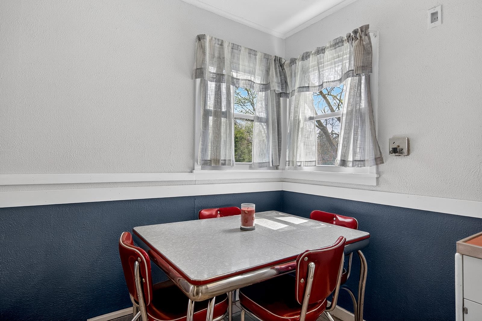 1706 Warren Road Rockford, IL 61108 - Photo 11 of 29