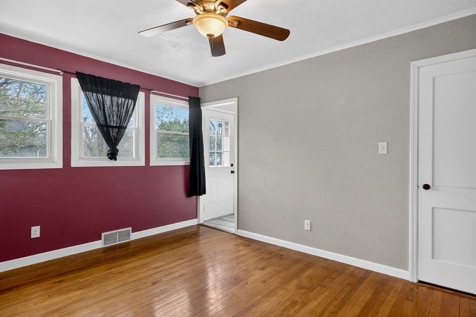 1706 Warren Road Rockford, IL 61108 - Photo 15 of 29