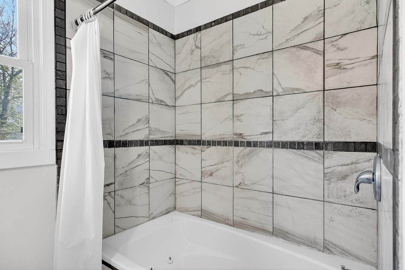 1706 Warren Road Rockford, IL 61108 - Photo 22 of 29