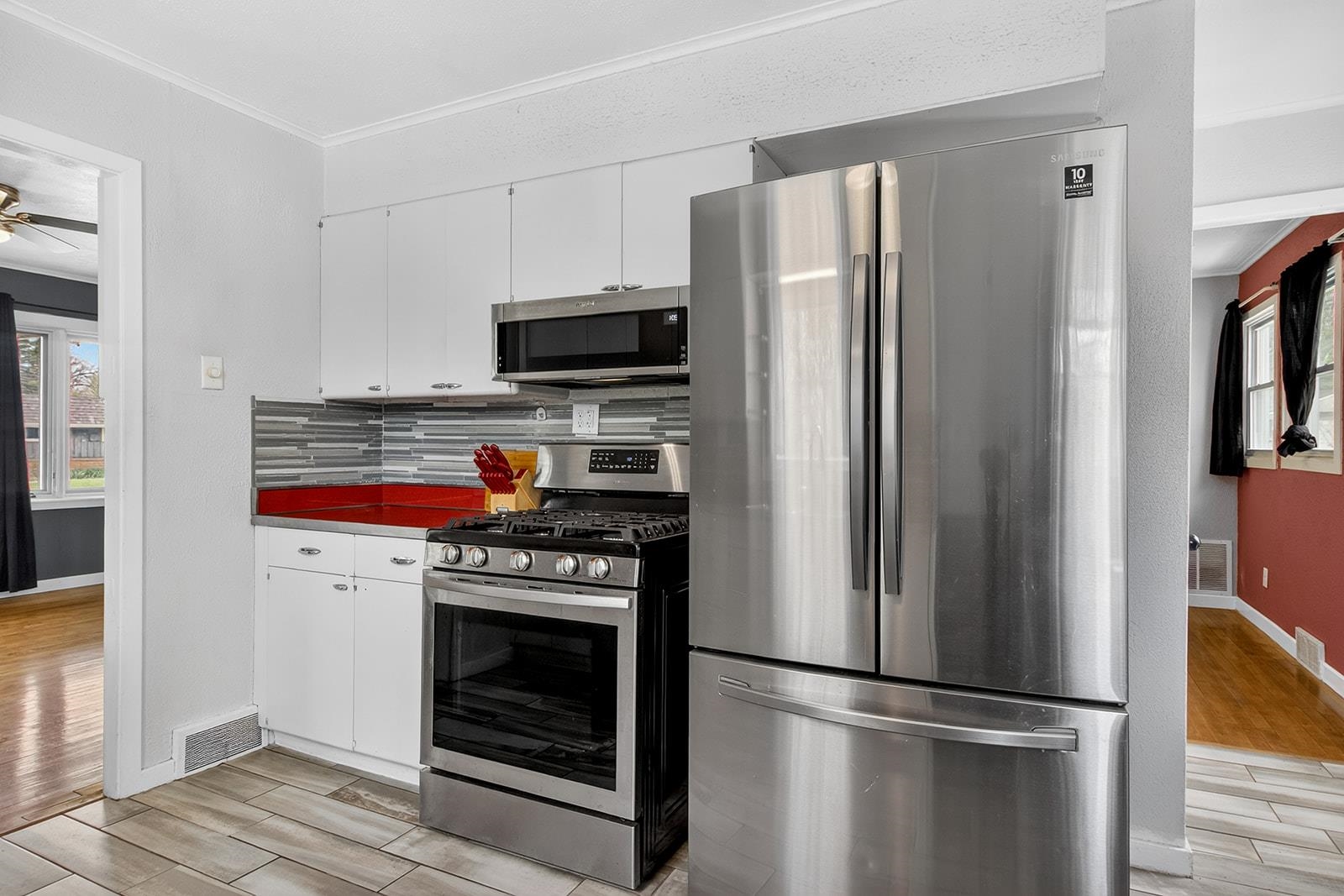 1706 Warren Road Rockford, IL 61108 - Photo 8 of 29