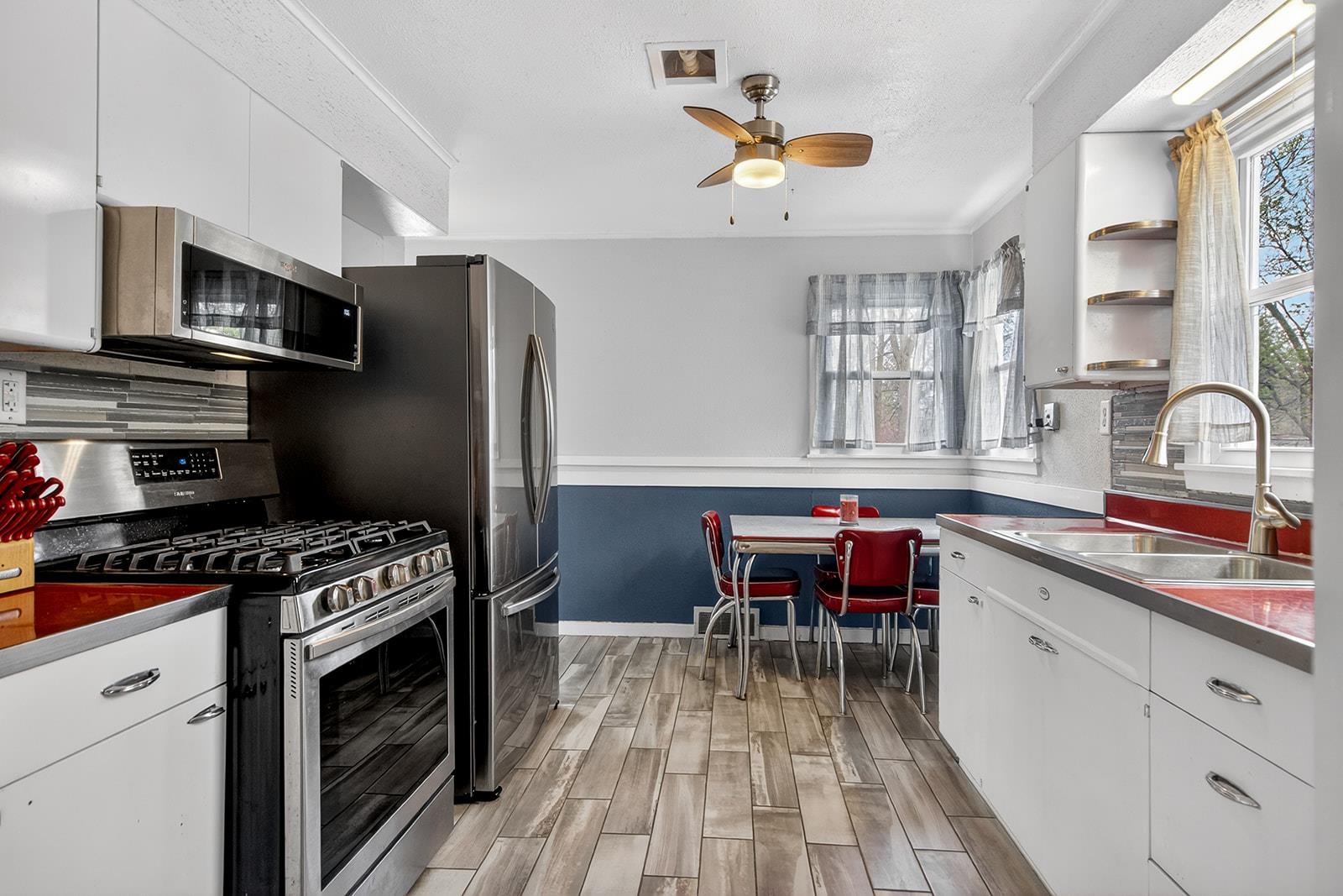 1706 Warren Road Rockford, IL 61108 - Photo 10 of 29