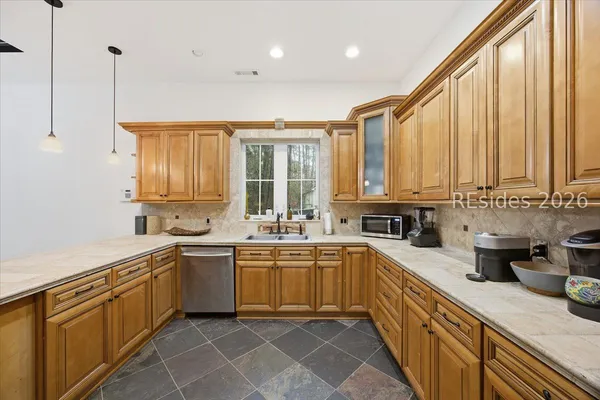 $450,000 | 513 Wagon Branch Loop, Ridgeland, SC 29936