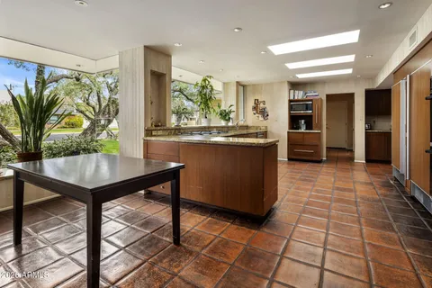 $1,899,000 | 119 West Keim Drive, Phoenix, AZ 85013