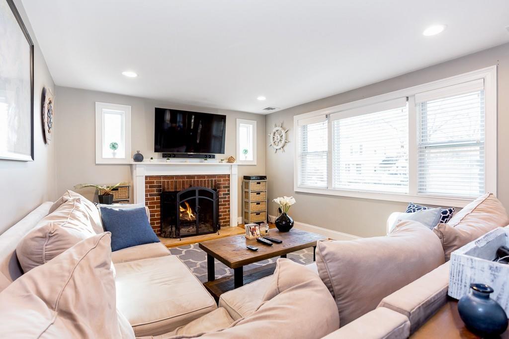 15 Sendick Road Woburn, MA 01801 - Photo 3 of 23 Gallery Image 3