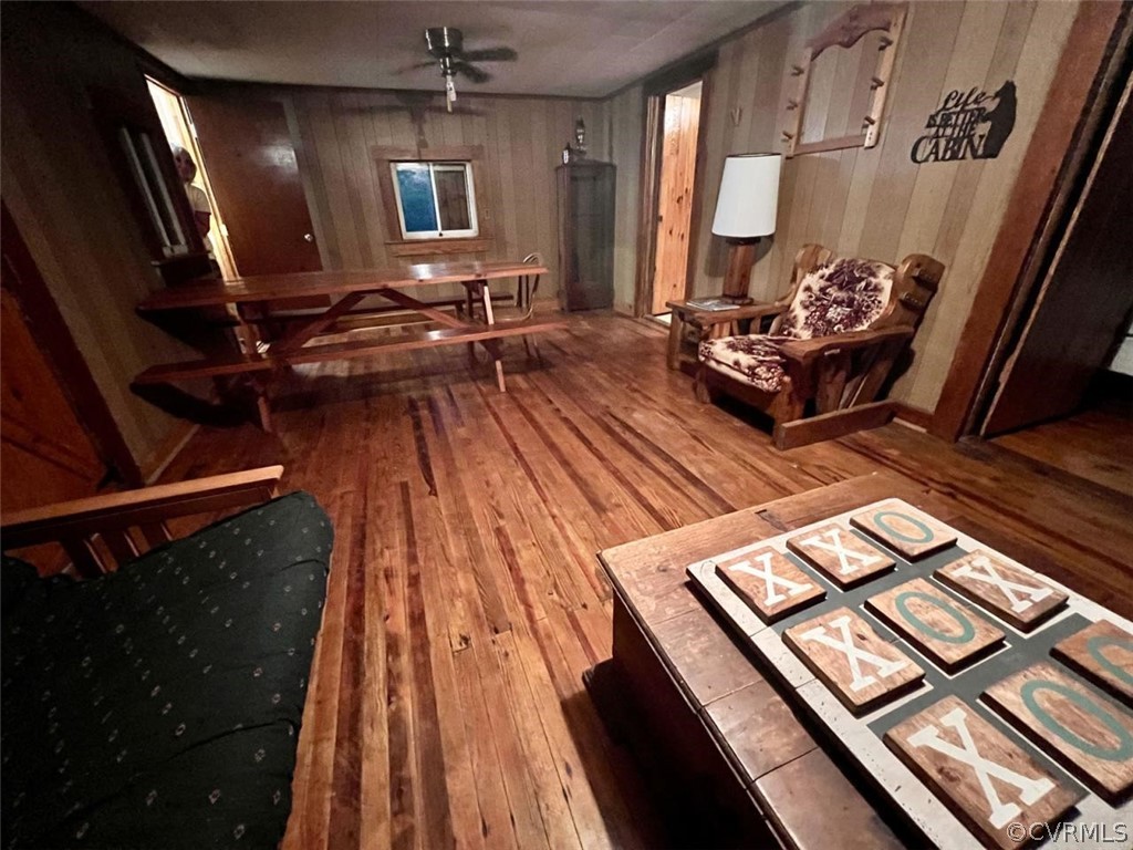 1300 Braley Pond Road West Augusta, VA 24485 - Photo 12 of 23 a living room with furniture