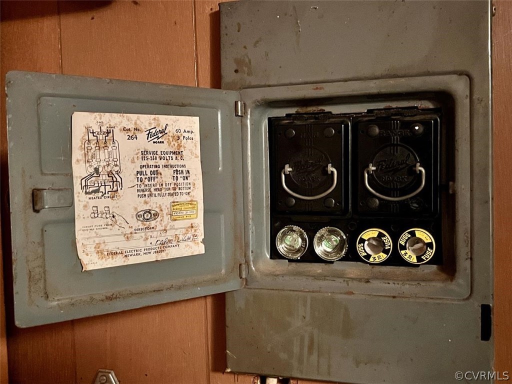 1300 Braley Pond Road West Augusta, VA 24485 - Photo 20 of 23 a close up of a washer and dryer