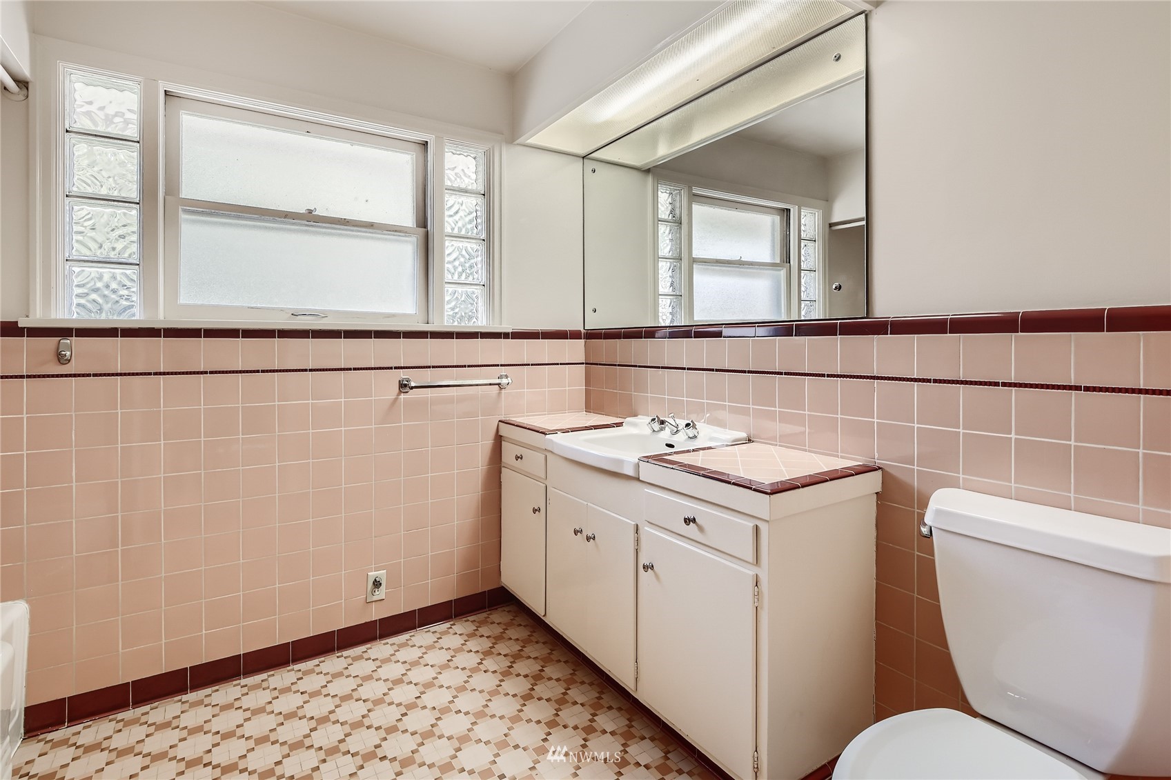 29017 Old Owen Road Monroe, WA 98272 - Photo 14 of 35 a view of bathroom with a sink and a toilet