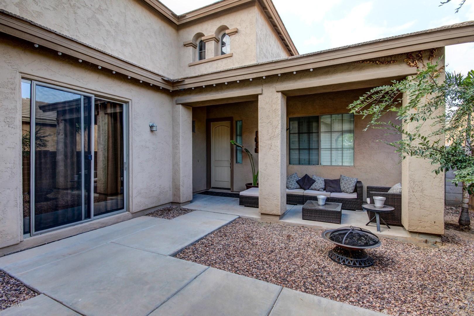 2915 East Blue Sage Road Gilbert, AZ 85297 - Photo 3 of 41 Courtyard 1