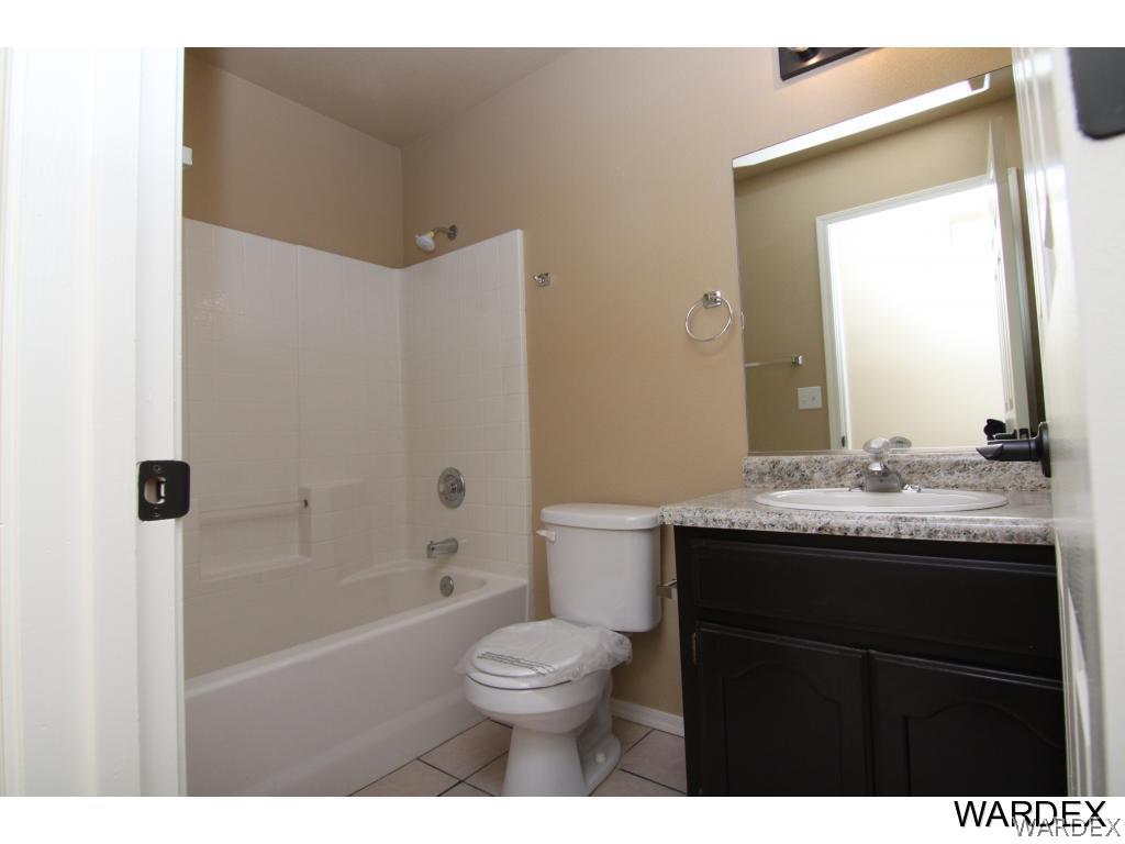 3745 North Kenneth Road Kingman, AZ 86409 - Photo 11 of 19