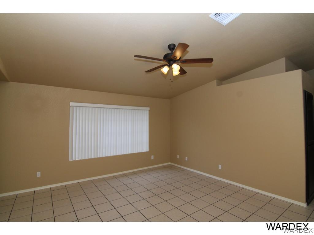 3745 North Kenneth Road Kingman, AZ 86409 - Photo 4 of 19