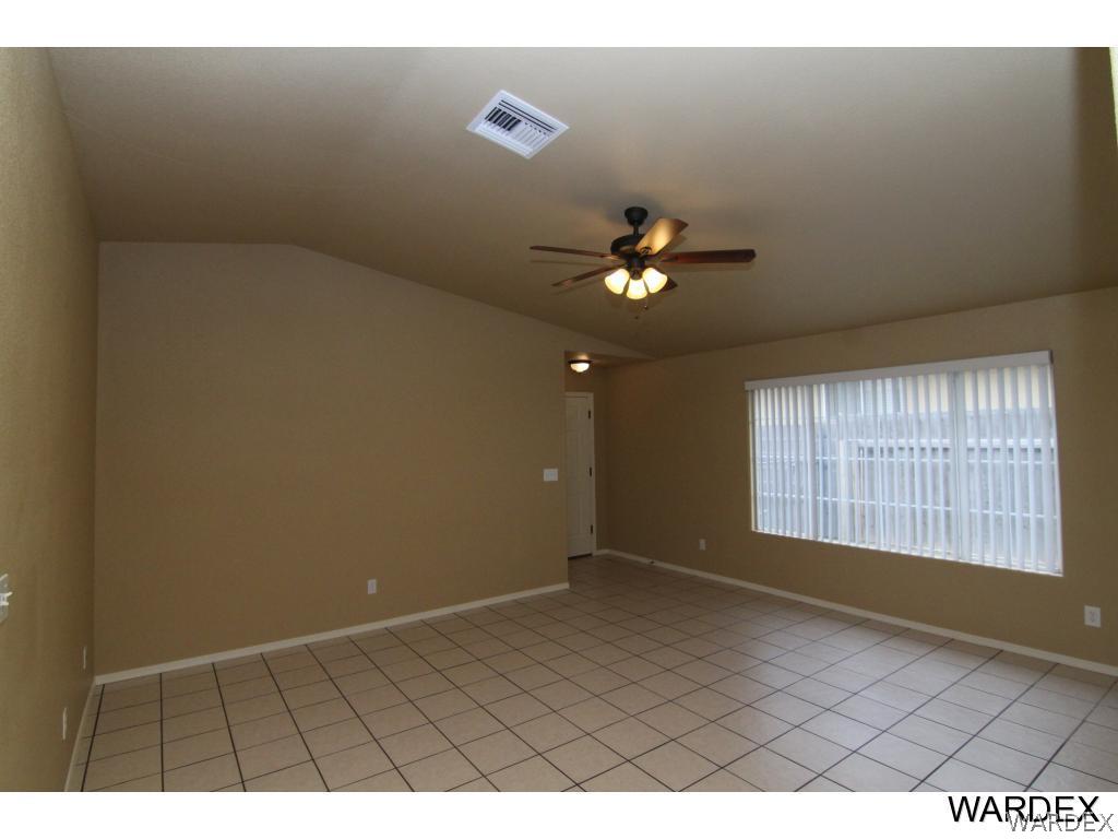 3745 North Kenneth Road Kingman, AZ 86409 - Photo 5 of 19