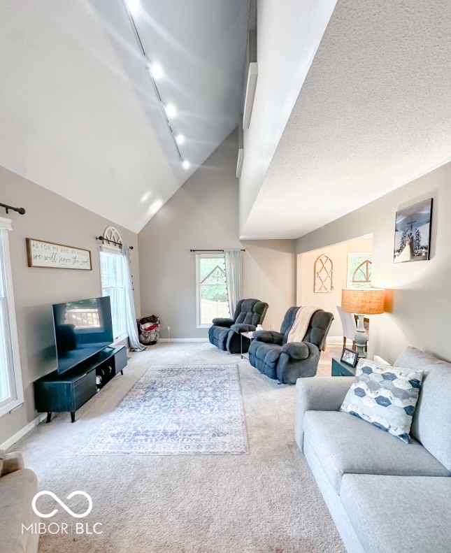 801 North Nebo Road Muncie, IN 47304 - Photo 5 of 39 Gallery Image 5