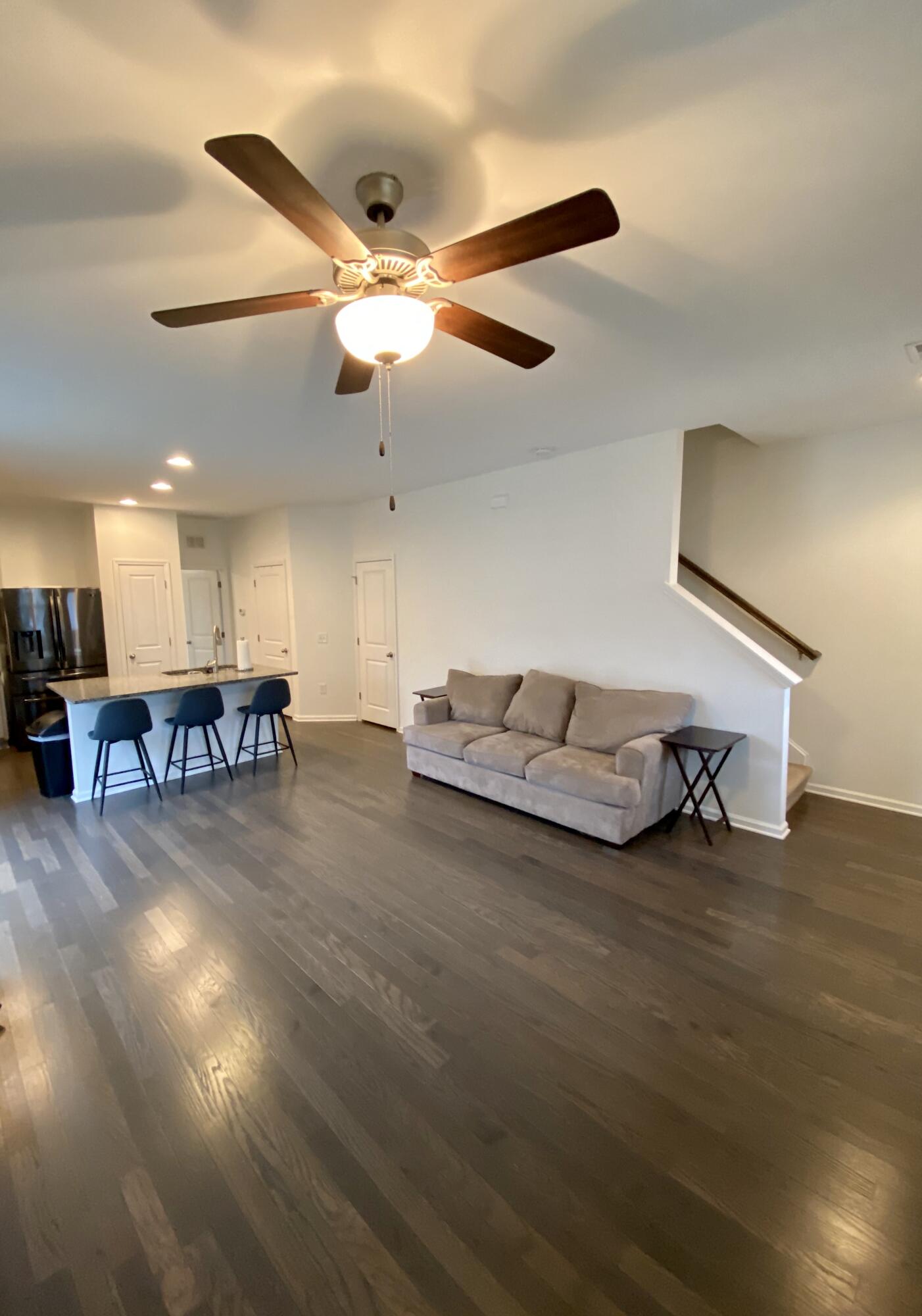 311 Flyway Road Goose Creek, SC 29445 - Photo 5 of 25 5BA577E5-9C2E-40D0-A273-8359AF8945EF
