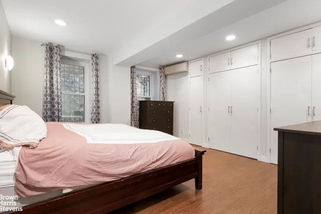 $2,700,000 | 11 Sterling Place, Unit 1A | Park Slope