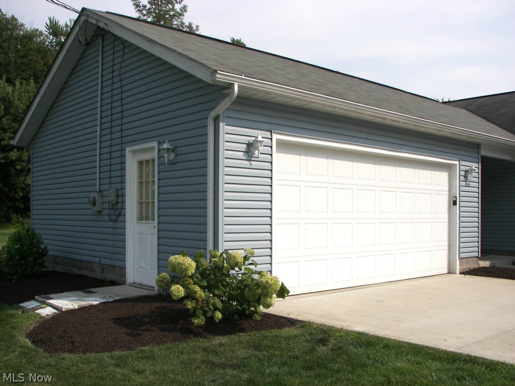 1793 Green Road Madison, OH 44057 - Photo 4 of 15