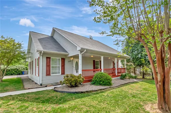 $318,000 | 506 South Spruce Street, Wilkesboro, NC 28697