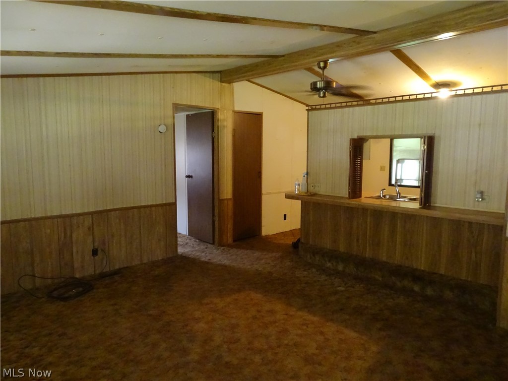 374 Sharps Run Rd Street St. Marys, WV 26170 - Photo 2 of 10 Living Room