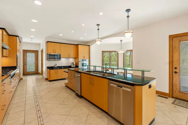 $899,500 | 505 Brittany Lane, Dyer, IN 46311