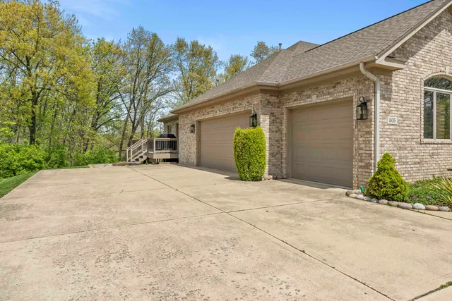 $899,500 | 505 Brittany Lane, Dyer, IN 46311