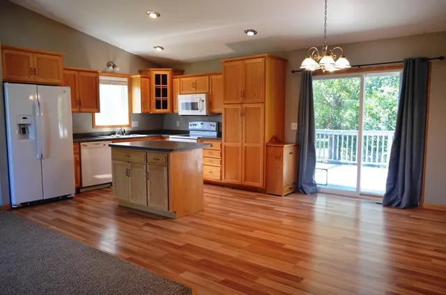 $389,000 | 1120 Madisson Street, Alexandria, MN 56308