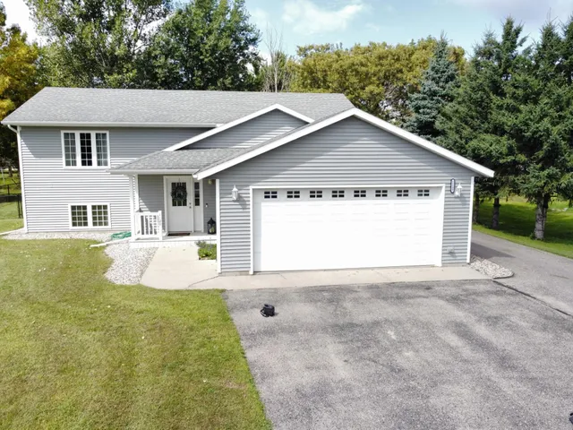$389,000 | 1120 Madisson Street, Alexandria, MN 56308