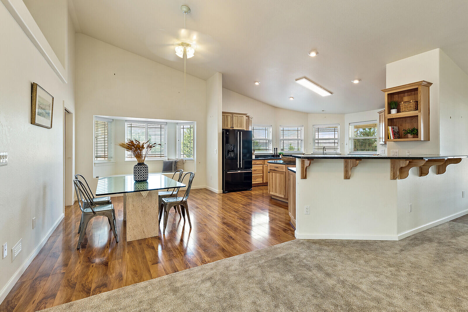 580 Hamilton Road Jacksonville, OR 97530 - Photo 8 of 64 08_HR_8_mls