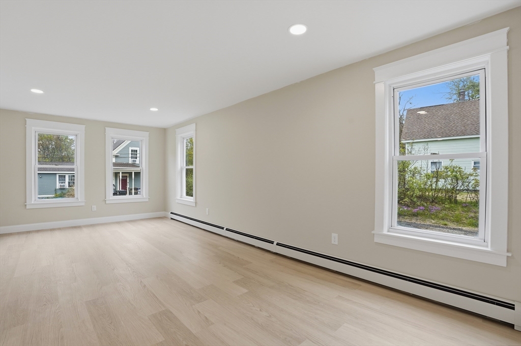 5 Russell Avenue Ashburnham, MA 01430 - Photo 9 of 33