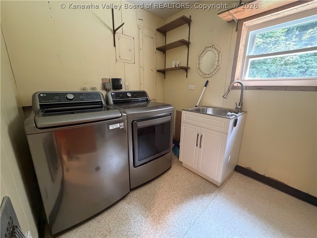 4691 Dudden Fork Road Kenna, WV 25248 - Photo 6 of 34 Gallery Image 6