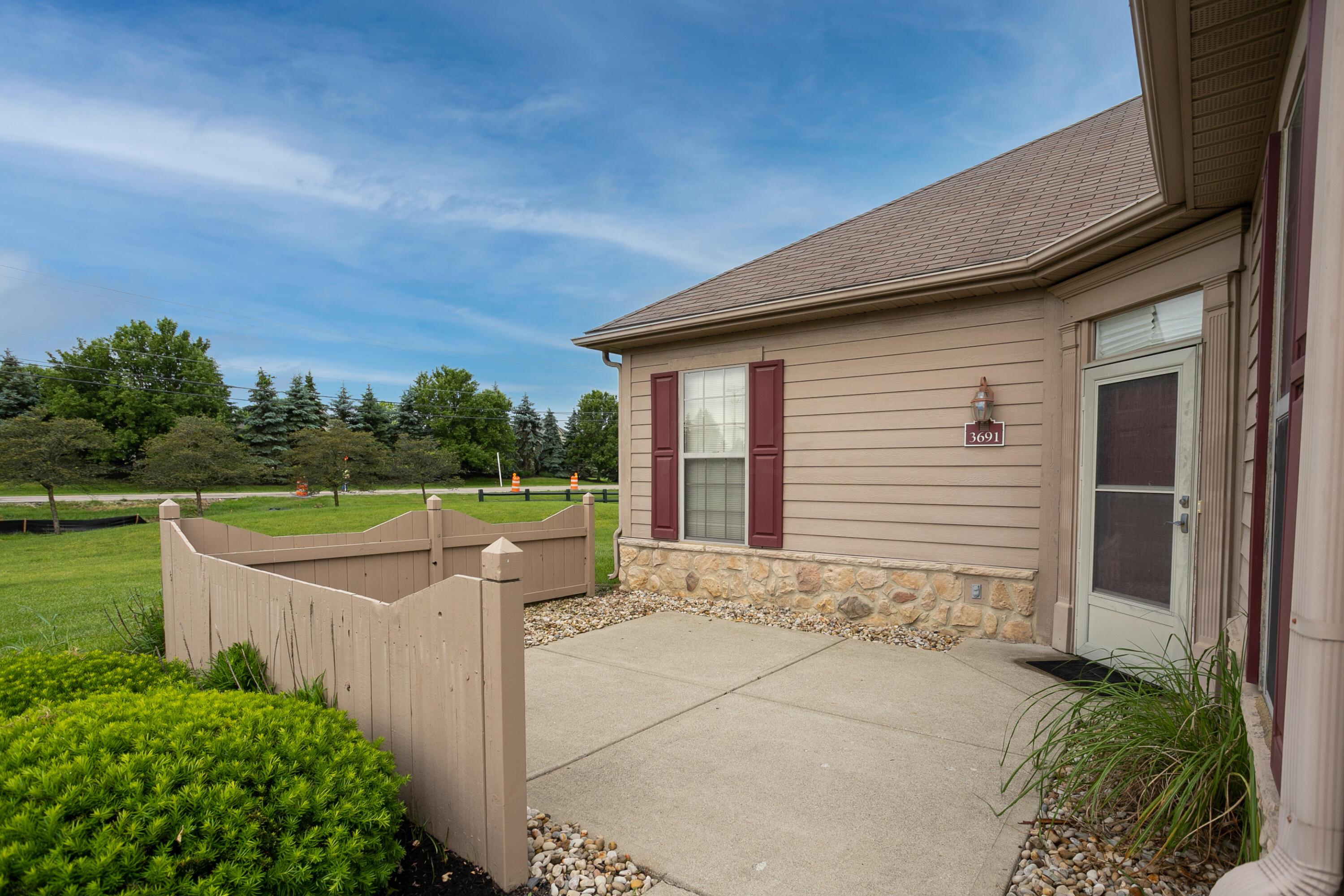3691 Stoneway Point Powell, OH 43065 - Photo 2 of 29 _MG_4677-Edit