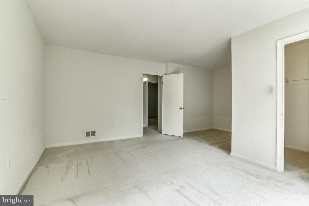 3792 Persimmon Circle Fairfax, VA 22031 - Photo 17 of 33