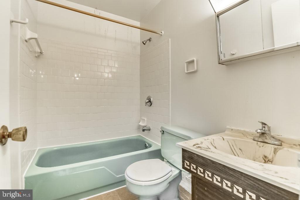 3792 Persimmon Circle Fairfax, VA 22031 - Photo 25 of 33