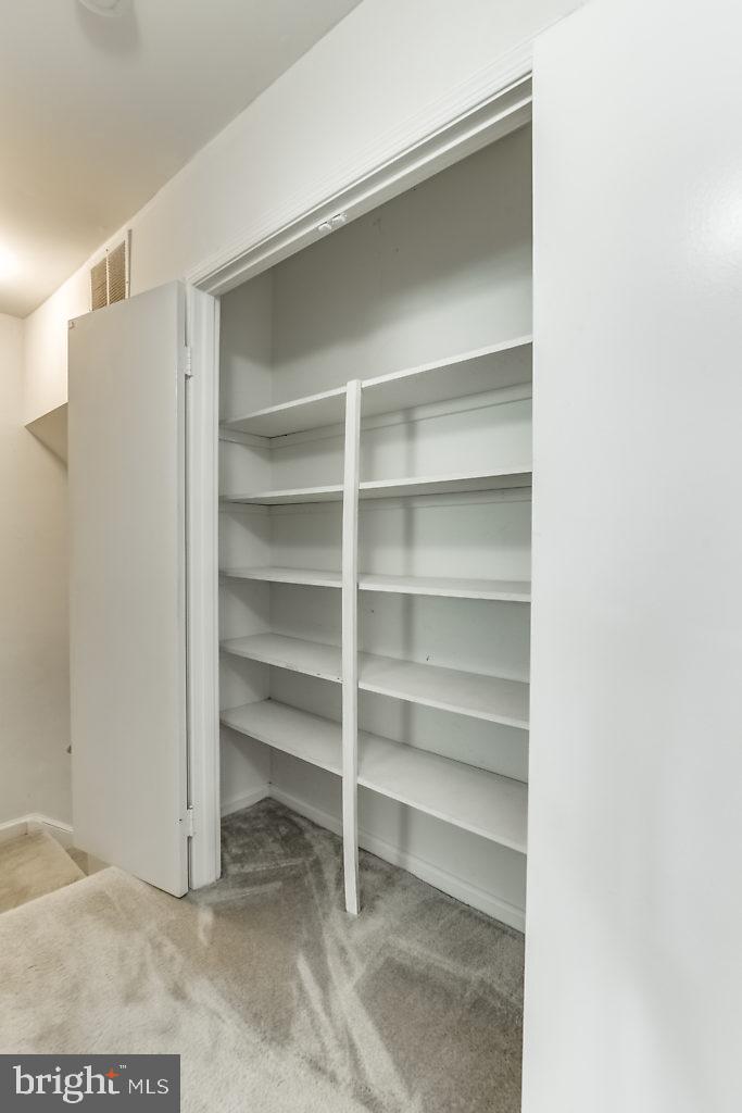 3792 Persimmon Circle Fairfax, VA 22031 - Photo 29 of 33