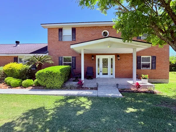 $600,000 | 12421 Roy Road, Unit CR105, Pearland, TX 77581