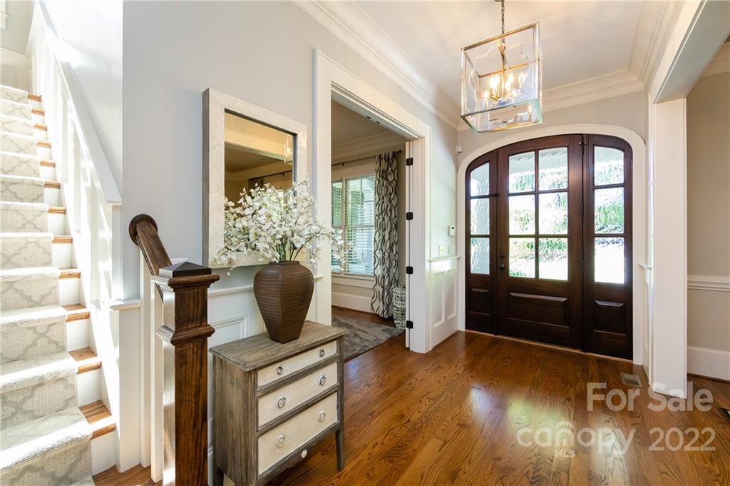 1211 Lilac Road Charlotte, NC 28209 - Photo 5 of 48 Gallery Image 5