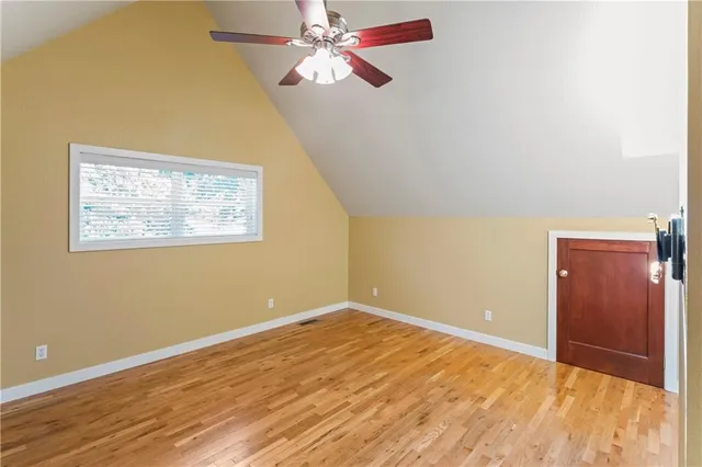 $379,900 | 89 Turkey Trail Road, Blue Eye, MO 65611