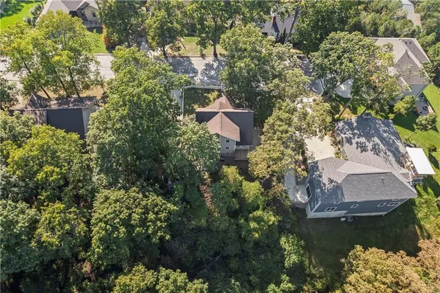 $379,900 | 89 Turkey Trail Road, Blue Eye, MO 65611