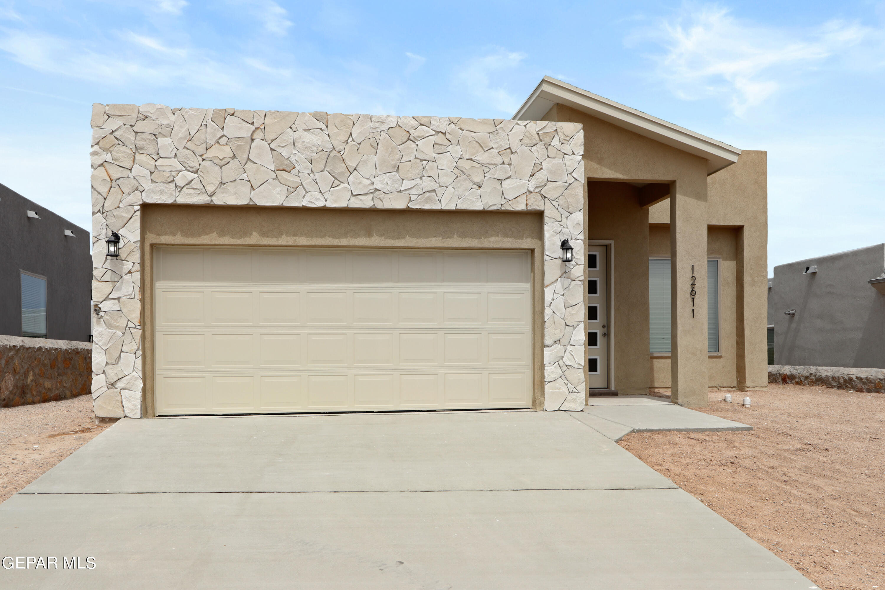2324 Enchanted Eagle, El Paso, TX 79911 Compass