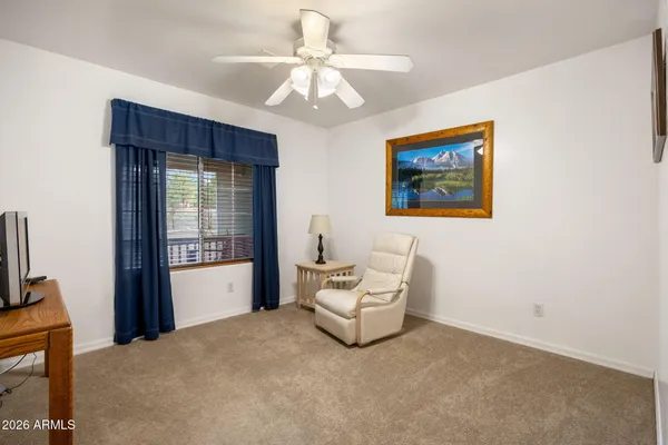 $524,900 | 2236 Cross Country Road, Overgaard, AZ 85933