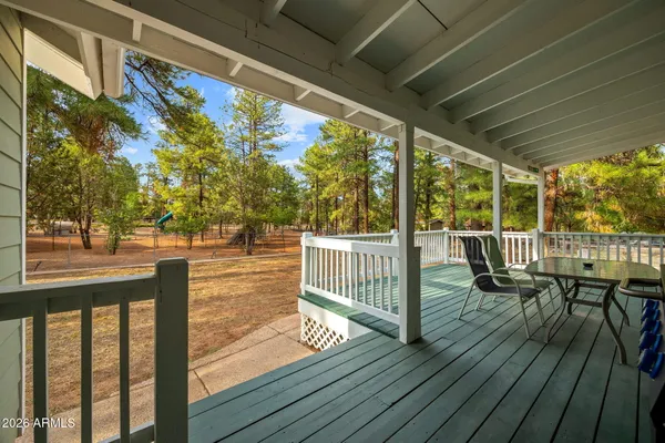 $524,900 | 2236 Cross Country Road, Overgaard, AZ 85933