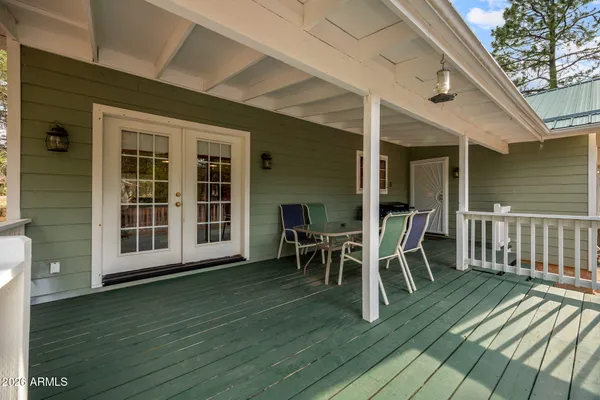 $524,900 | 2236 Cross Country Road, Overgaard, AZ 85933