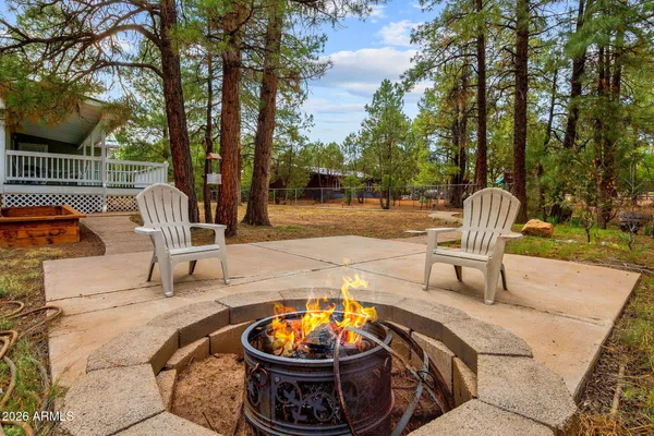 $524,900 | 2236 Cross Country Road, Overgaard, AZ 85933