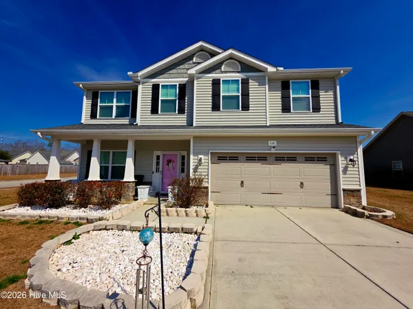 $2,275 | 116 Lincolnton Court, Jacksonville, NC 28540