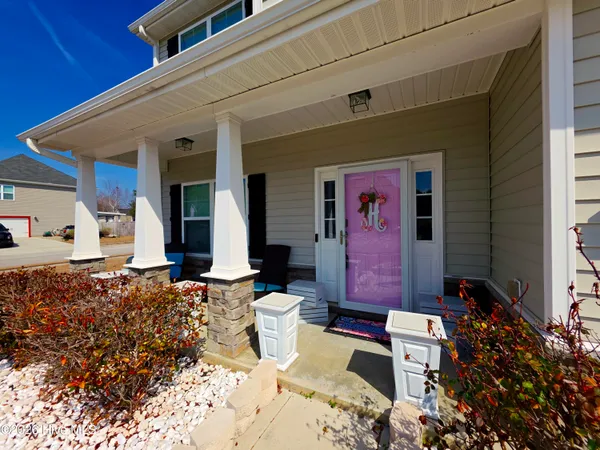 $2,275 | 116 Lincolnton Court, Jacksonville, NC 28540